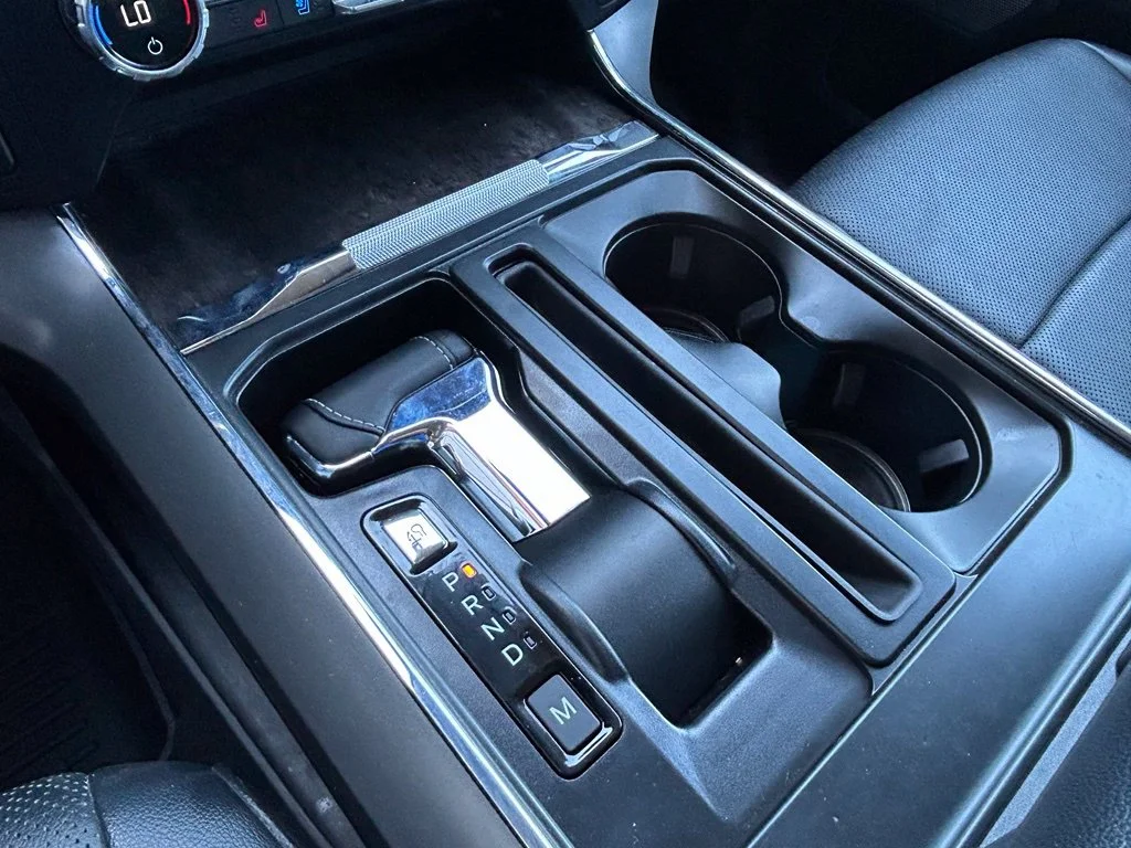 Used 2021 White Ford Lariat image 30