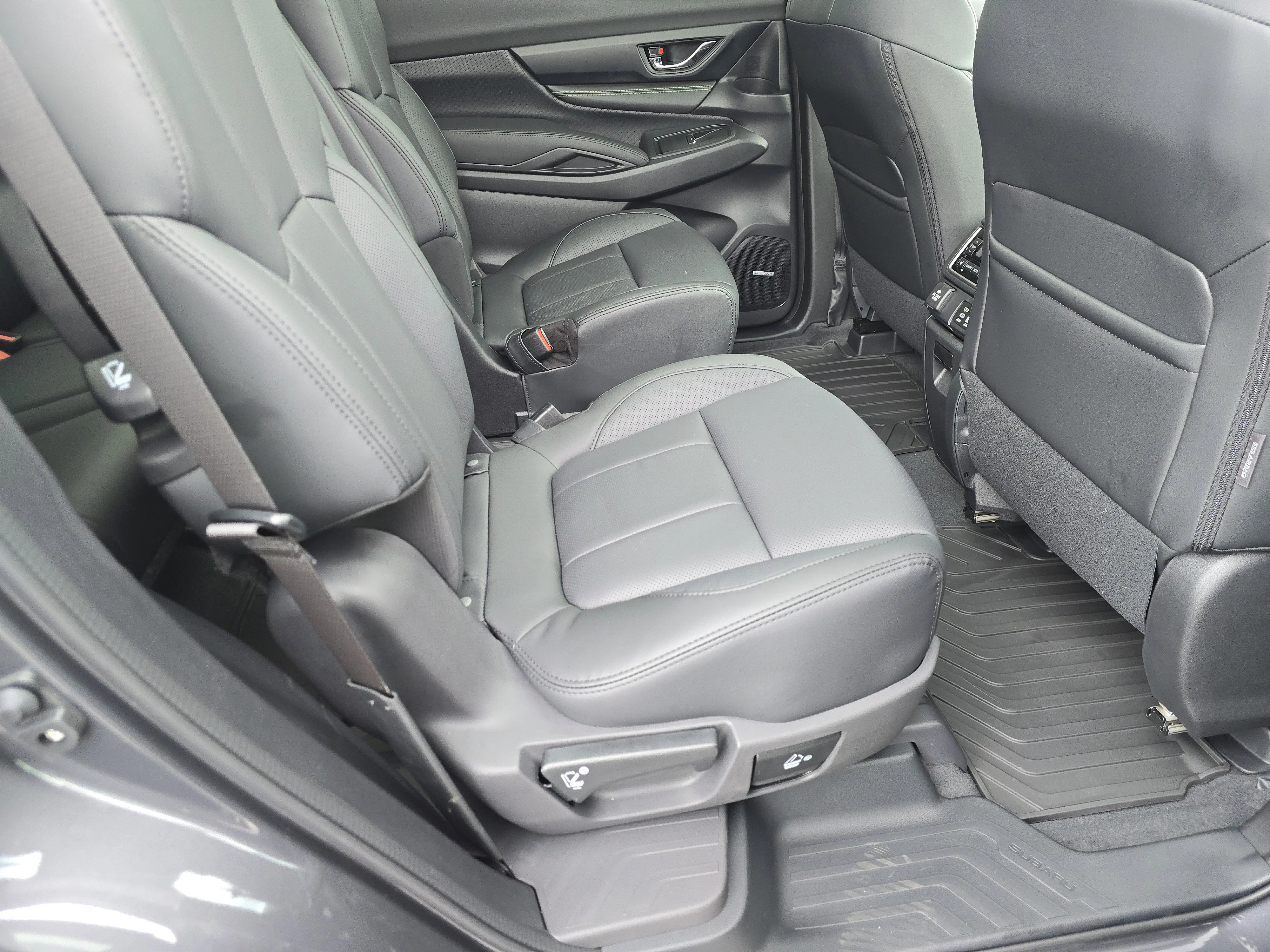 New 2026 Magnetite Gray Metallic Subaru Onyx Edition Touring image 19