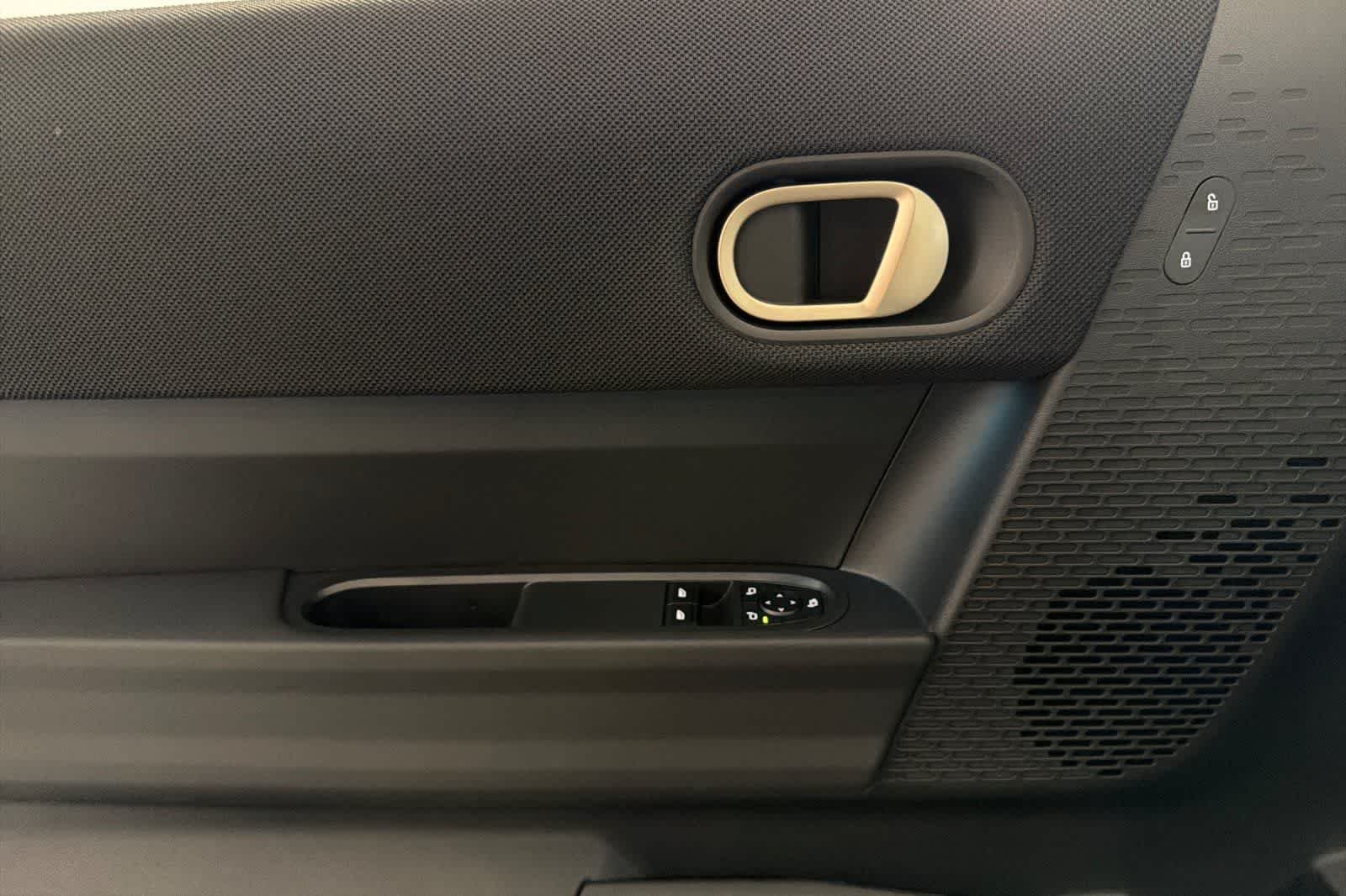 2026 MINI Hardtop 2 Door Base - Photo 12