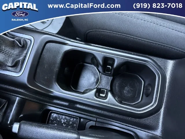Used 2020 White Jeep Unlimited Sport Altitude image 31