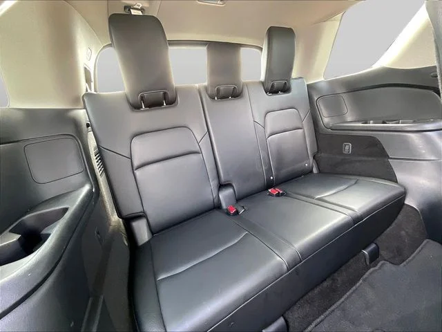 Used 2025 Silver Nissan SL image 28