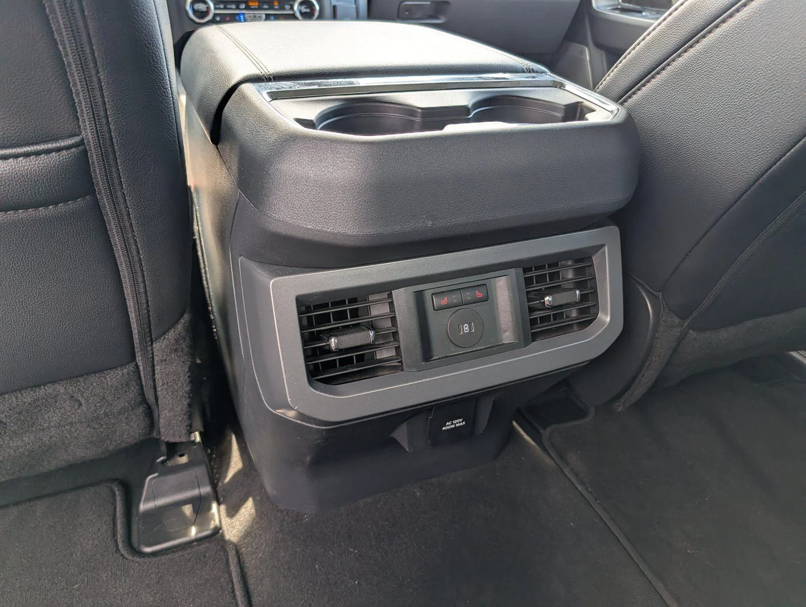 Used 2026 Oxford White Ford Lariat image 28