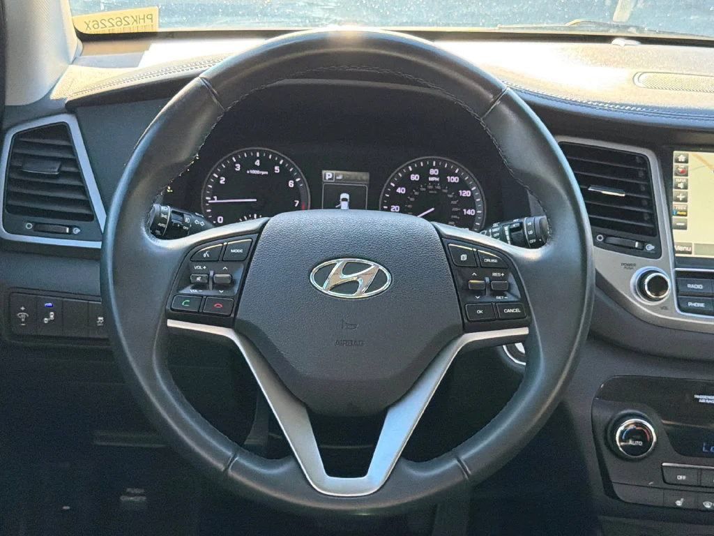 Used 2016 Silver Hyundai Limited image 24