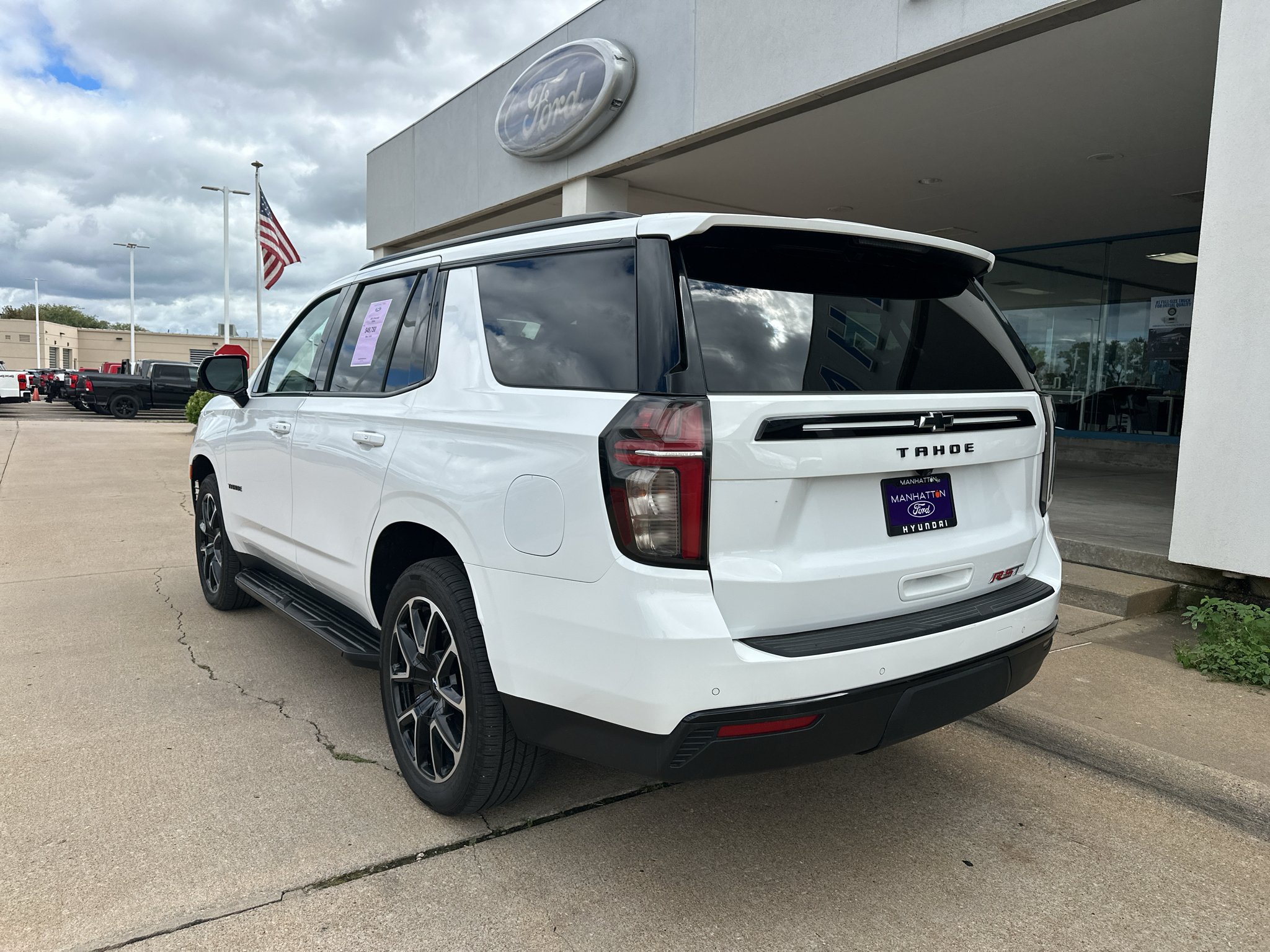 Used 2023 Summit White Chevrolet RST image 11