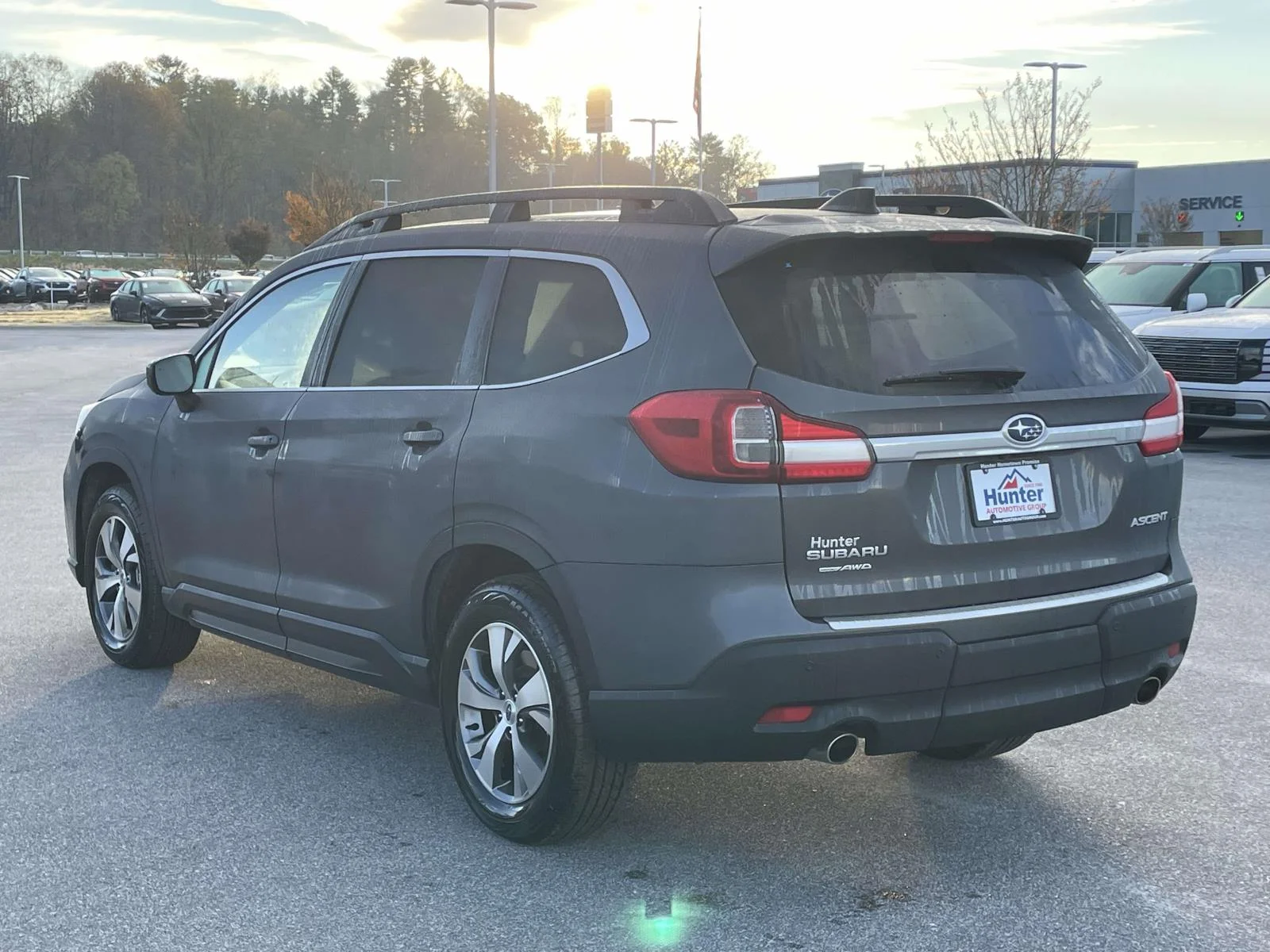 Used 2020 Magnetite Gray Metallic Subaru Premium image 27