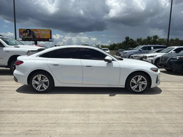 Used 2025 Arkona White Audi Premium image 2