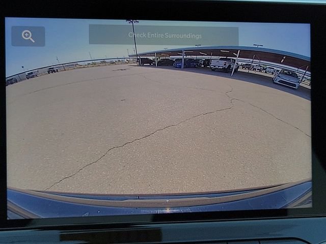 New 2026 Diamond Black Crystal Pearlcoat Jeep Latitude image 14