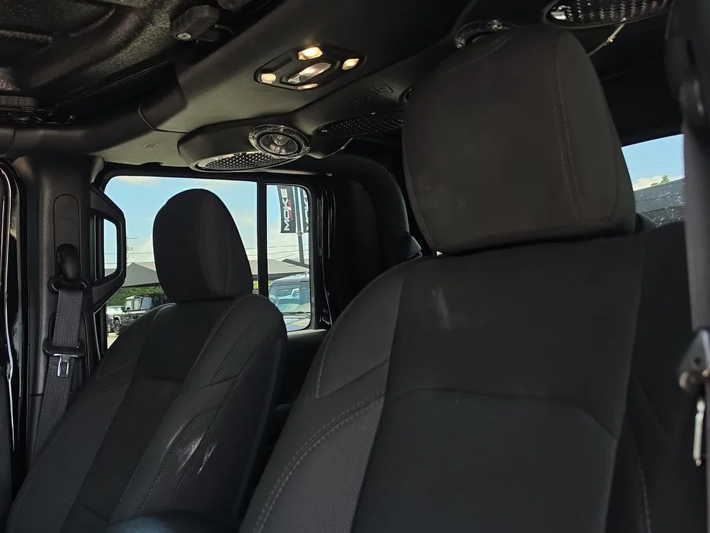Used 2022 Black Jeep Sport image 27