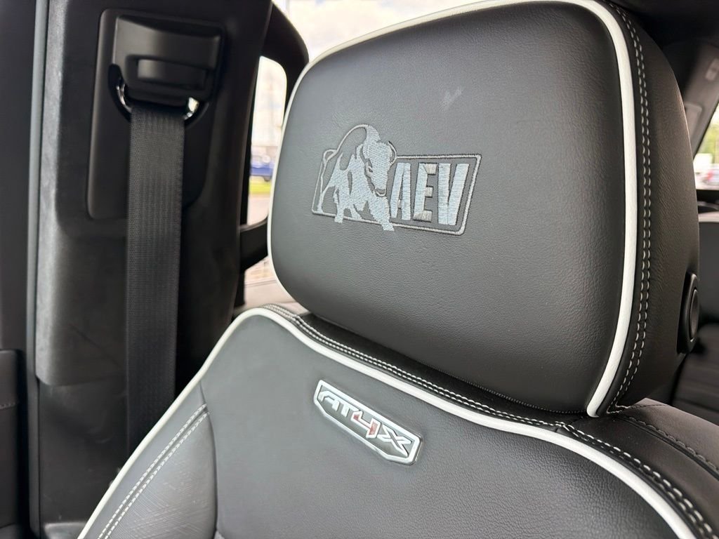Used 2024 Gray GMC AT4X image 31