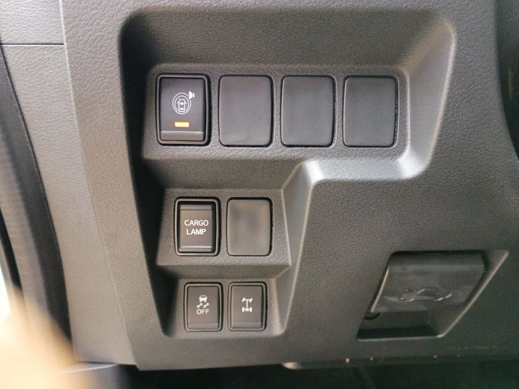 New 2026 Glacier White Nissan Crew Cab PRO-4X® image 38