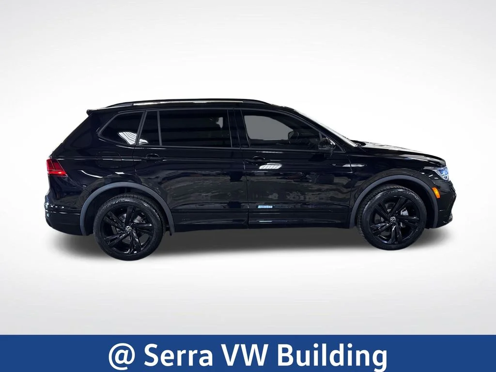 Used 2023 Black Volkswagen 2.0T SE R-Line Black image 6