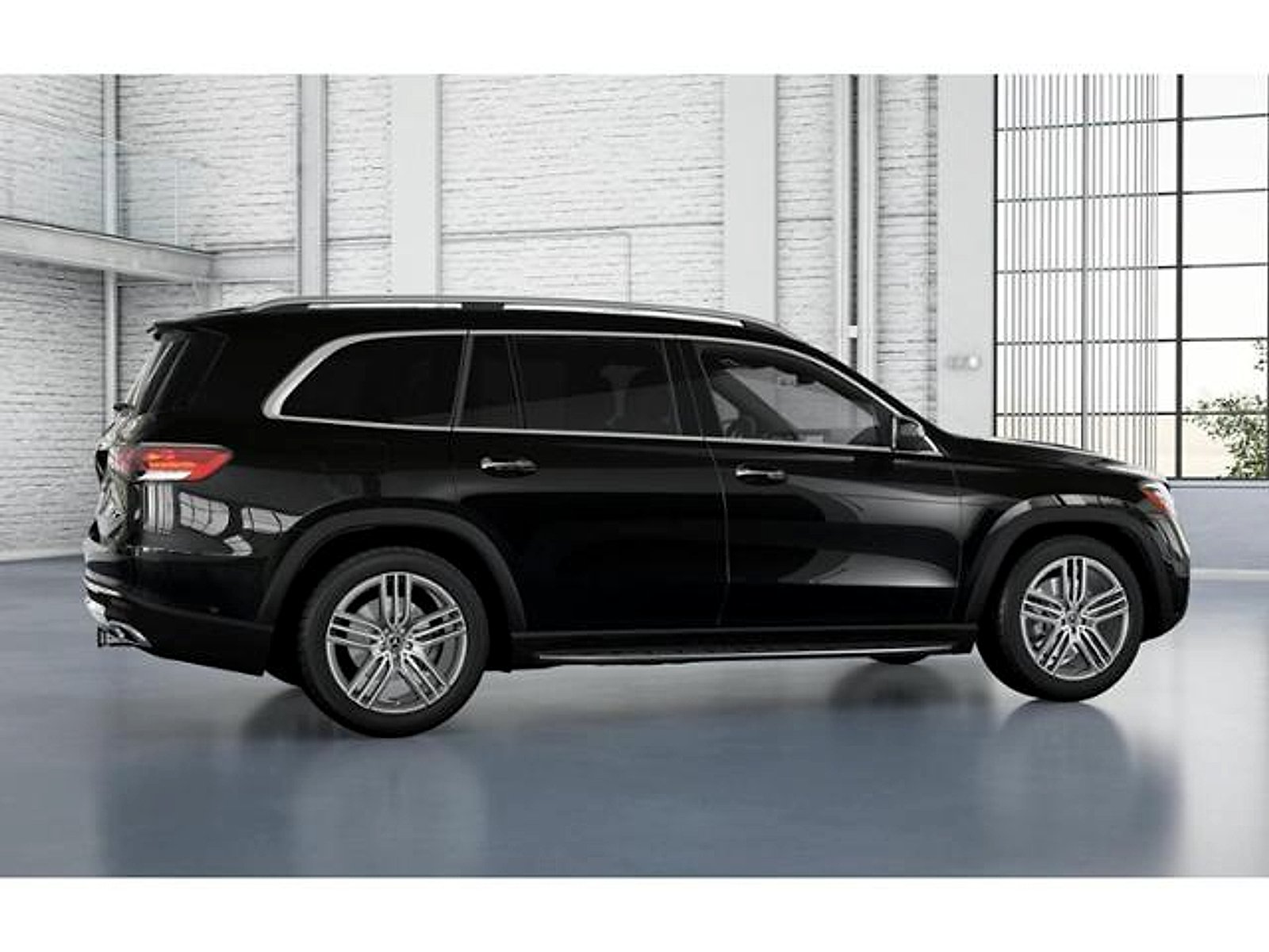 Certified Used 2025 Obsidian Black Metallic Mercedes-Benz 4MATIC® image 17