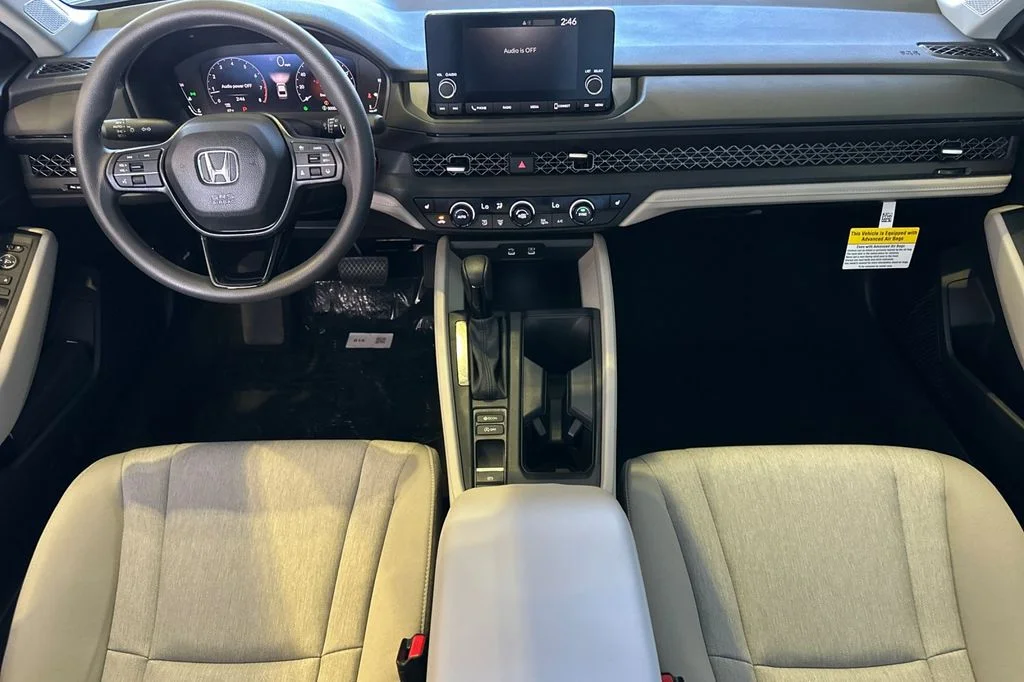 Used 2025 Radiant Red Metallic Honda SE image 13