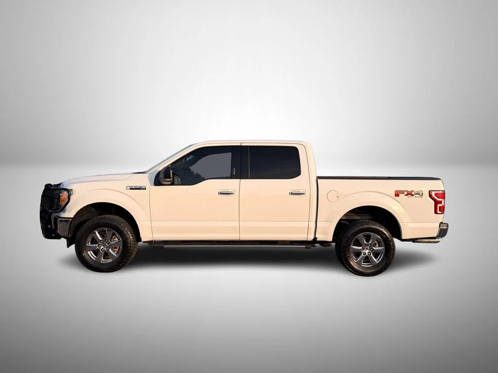 Used 2018 White Ford XLT image 6