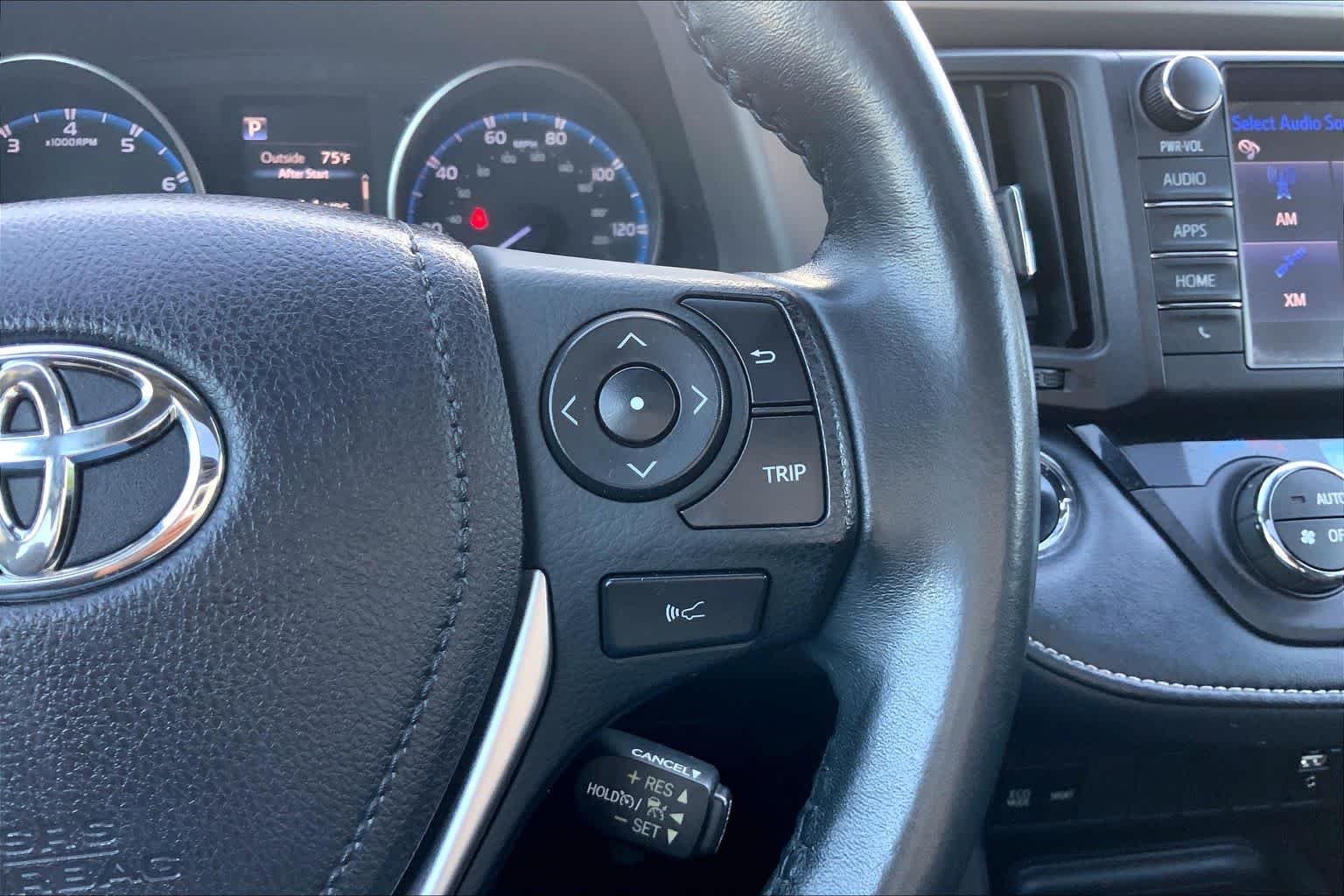 Used 2018 Black Currant Metallic Toyota XLE image 24