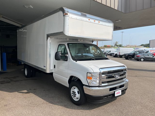 2027 Ford E-450SD E-450 DRW