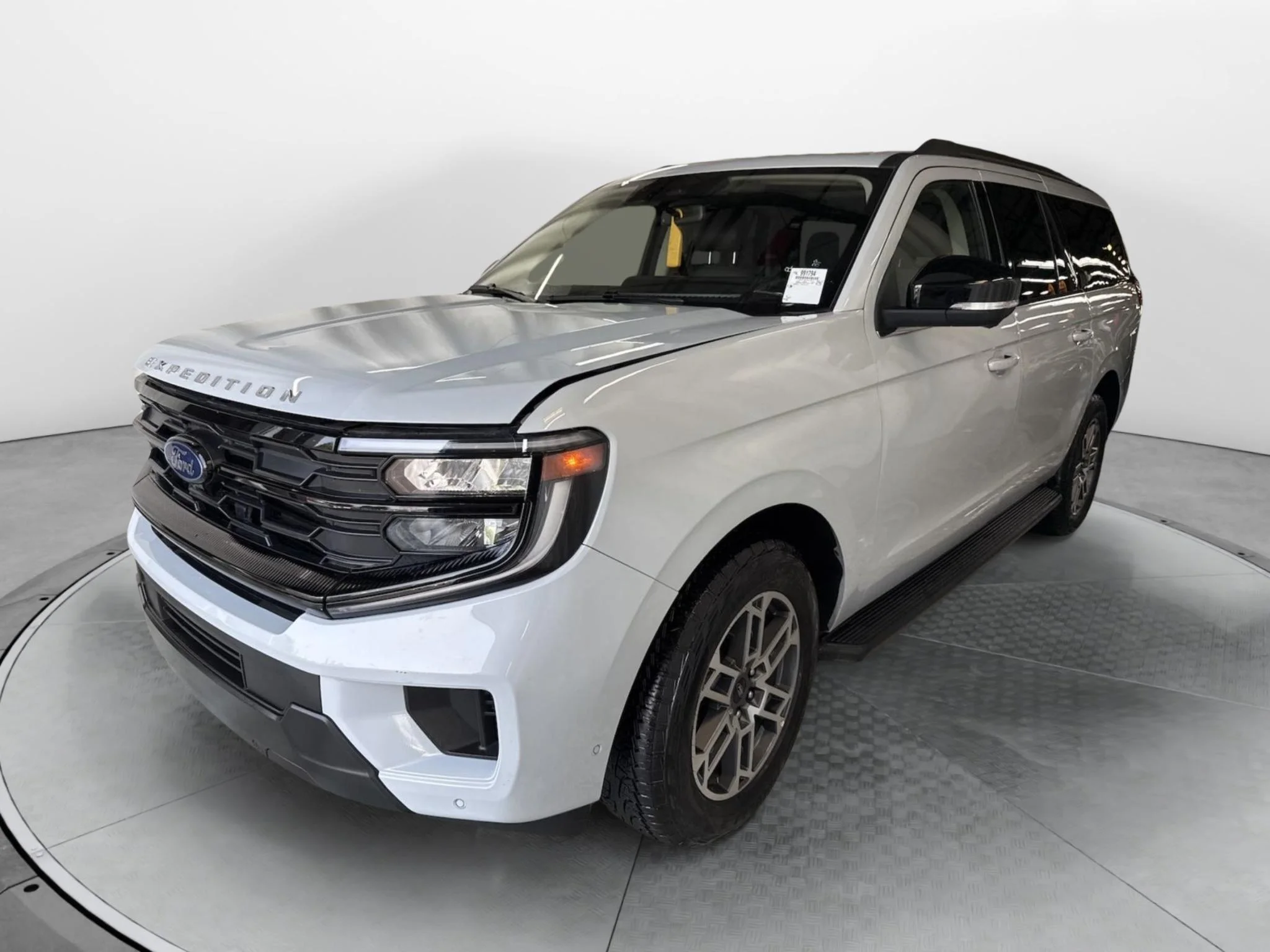 Certified Used 2025 Space Silver Ford Active image 1