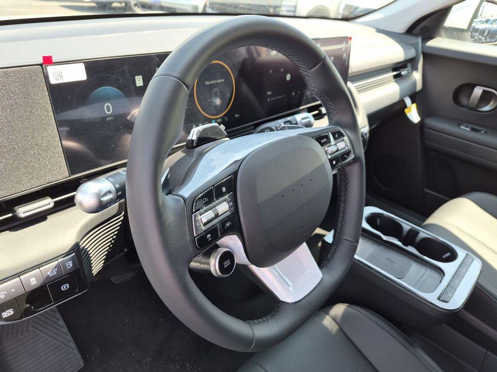 New 2026 White Hyundai SEL image 17
