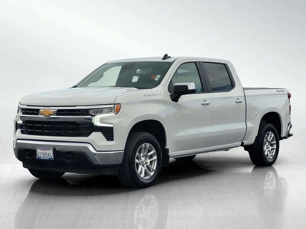Used 2026 Summit White Chevrolet LT (2FL) image 6