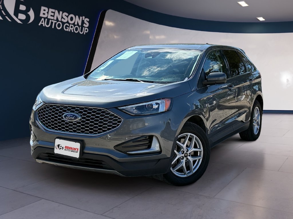 Used 2024 Gray Ford SEL image 1