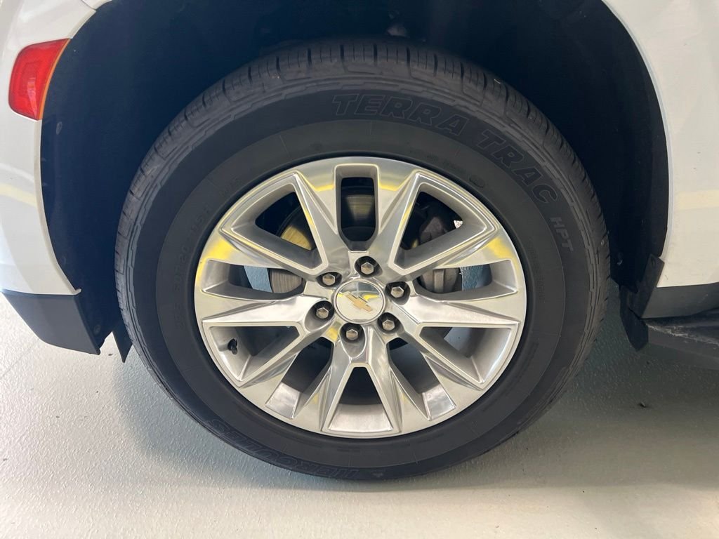 Used 2023 White Chevrolet Premier image 8