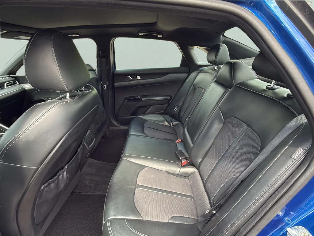 Certified Used 2023 Sapphire Blue Kia GT-Line image 15