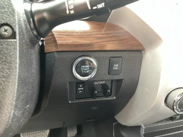 2021 Toyota Tundra Limited - Photo 17