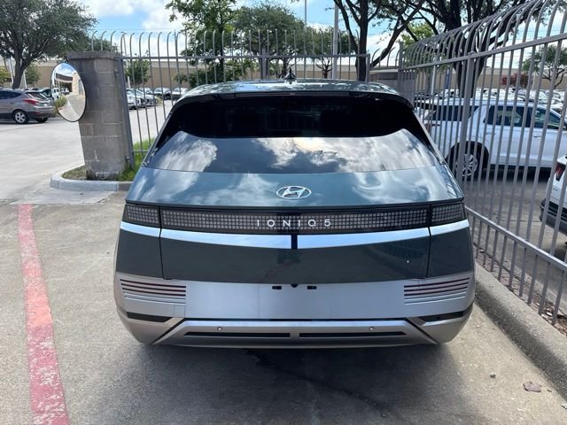 Certified Used 2024 Green Hyundai Limited image 4