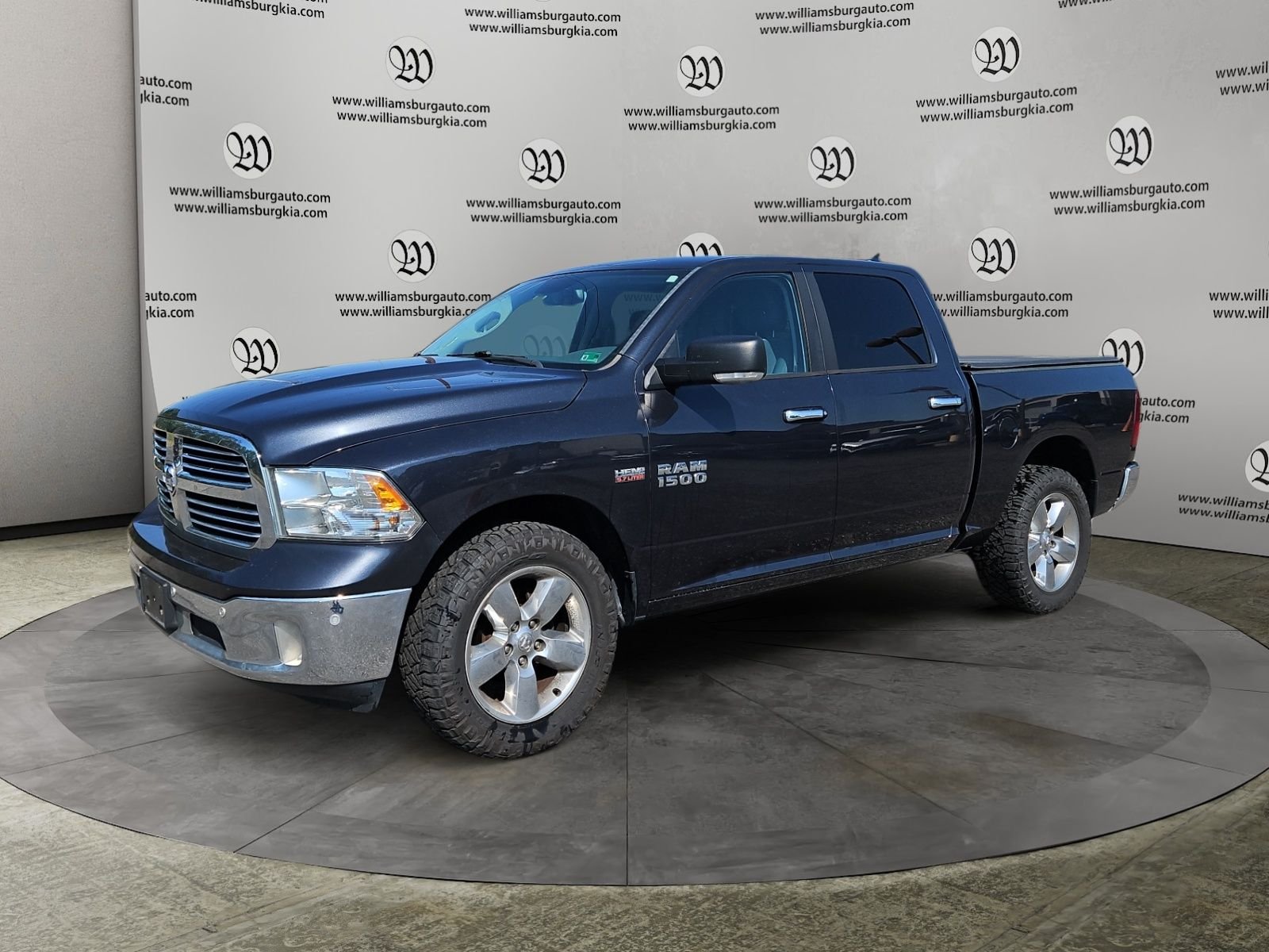 2017 RAM 1500 Big Horn 4x4 Crew Cab 5'7's photo