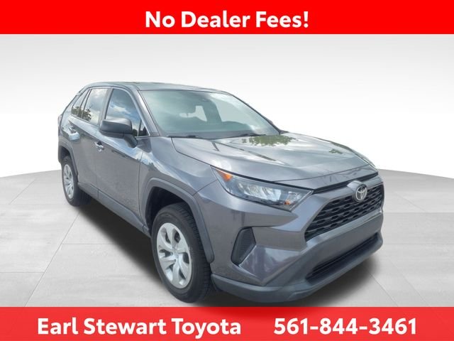 Used 2022 Gray Toyota LE image 3