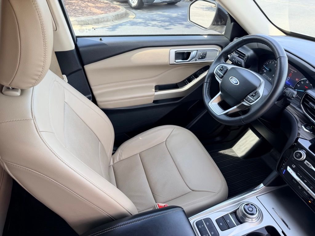 Certified Used 2021 White Ford Limited image 11