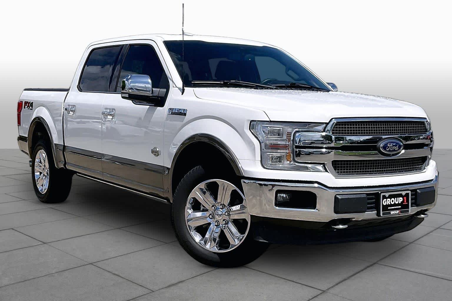 Used 2020 Star White Metallic Tri-Coat/Stone Gray Ford King Ranch image 3