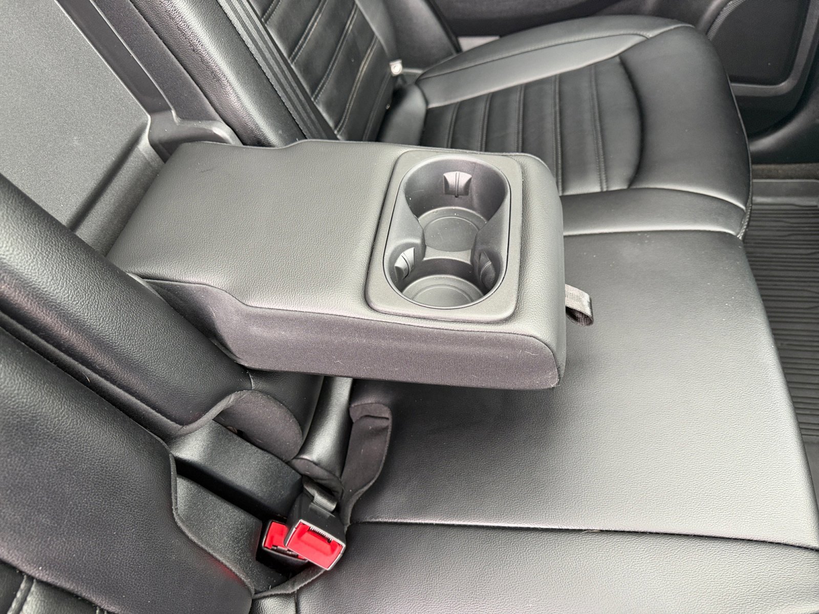 Used 2020 Black Ford SEL image 35