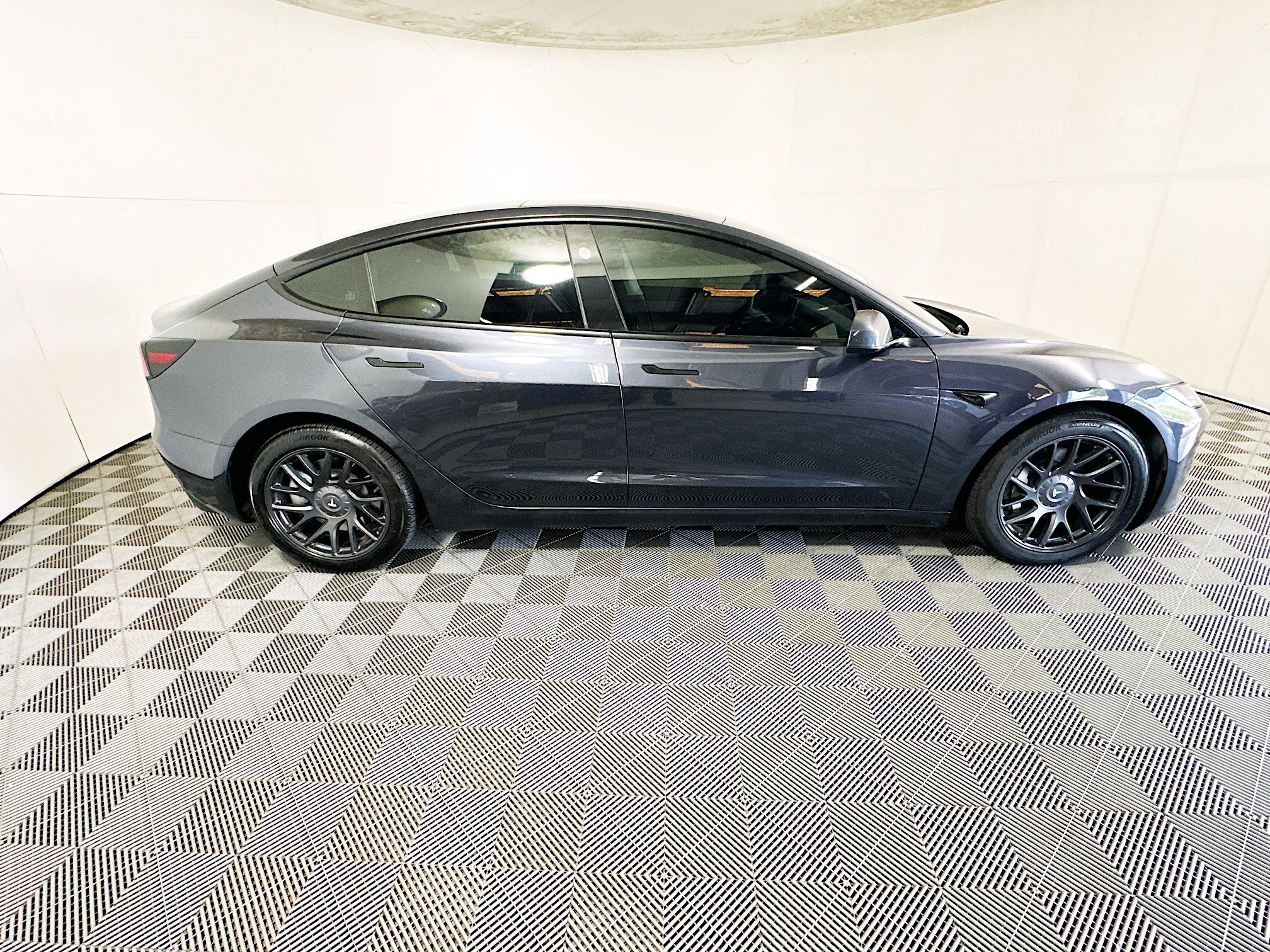 Used 2024 Tesla Model 3 Base with VIN 5YJ3E1EA0RF748185 for sale in Coconut Creek, FL