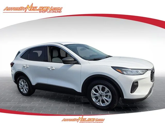 Used 2023 Oxford White Ford Active image 1