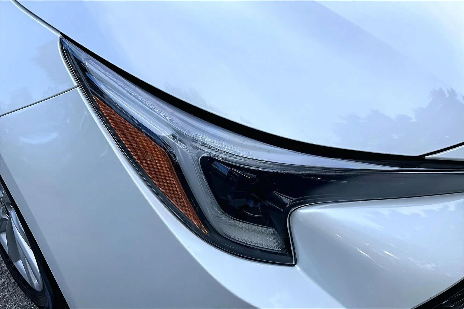 Certified Used 2024 Wind Chill Pearl Toyota SE image 25