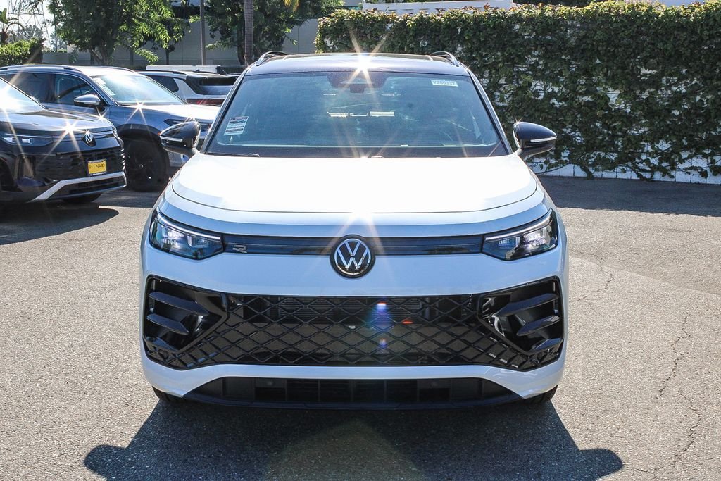 New 2026 White Volkswagen SE R-Line Black image 2