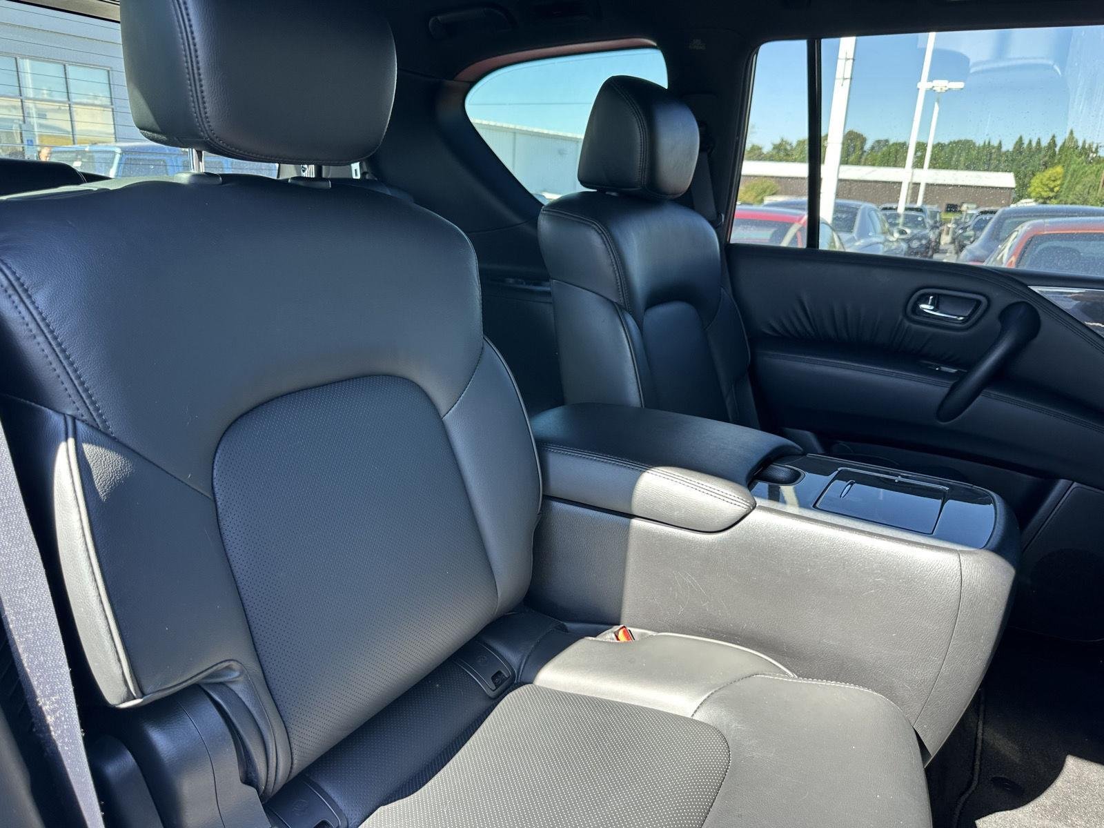 Used 2023 Super Black Nissan SL image 21