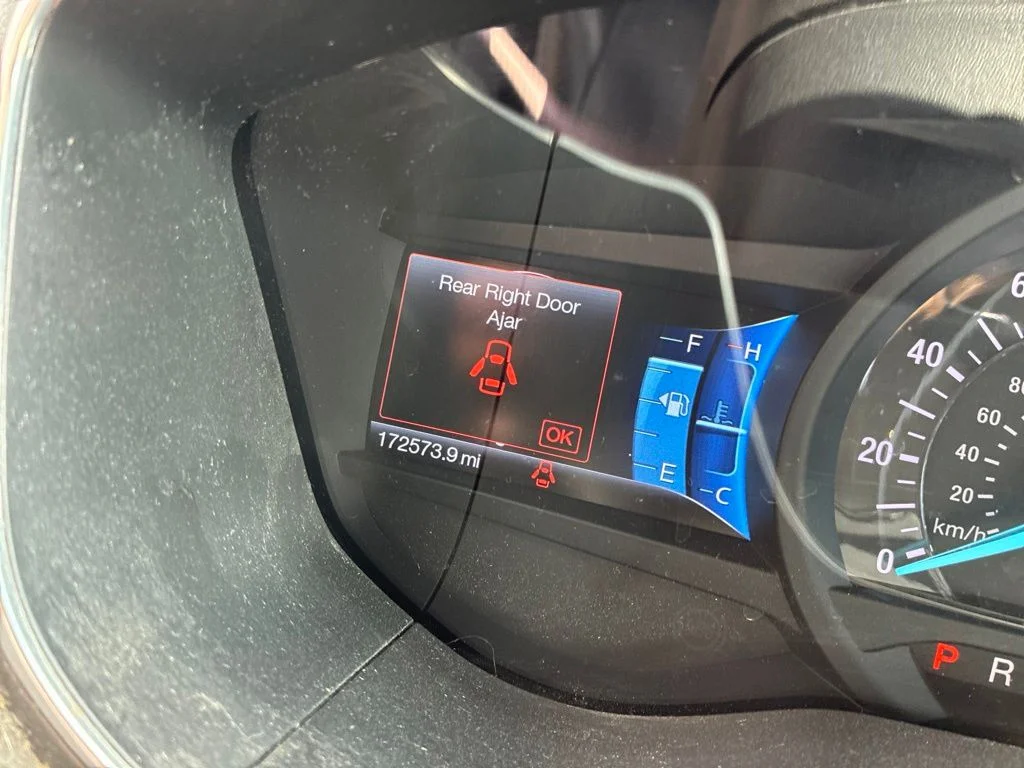 Used 2014 Blue Ford Titanium image 6