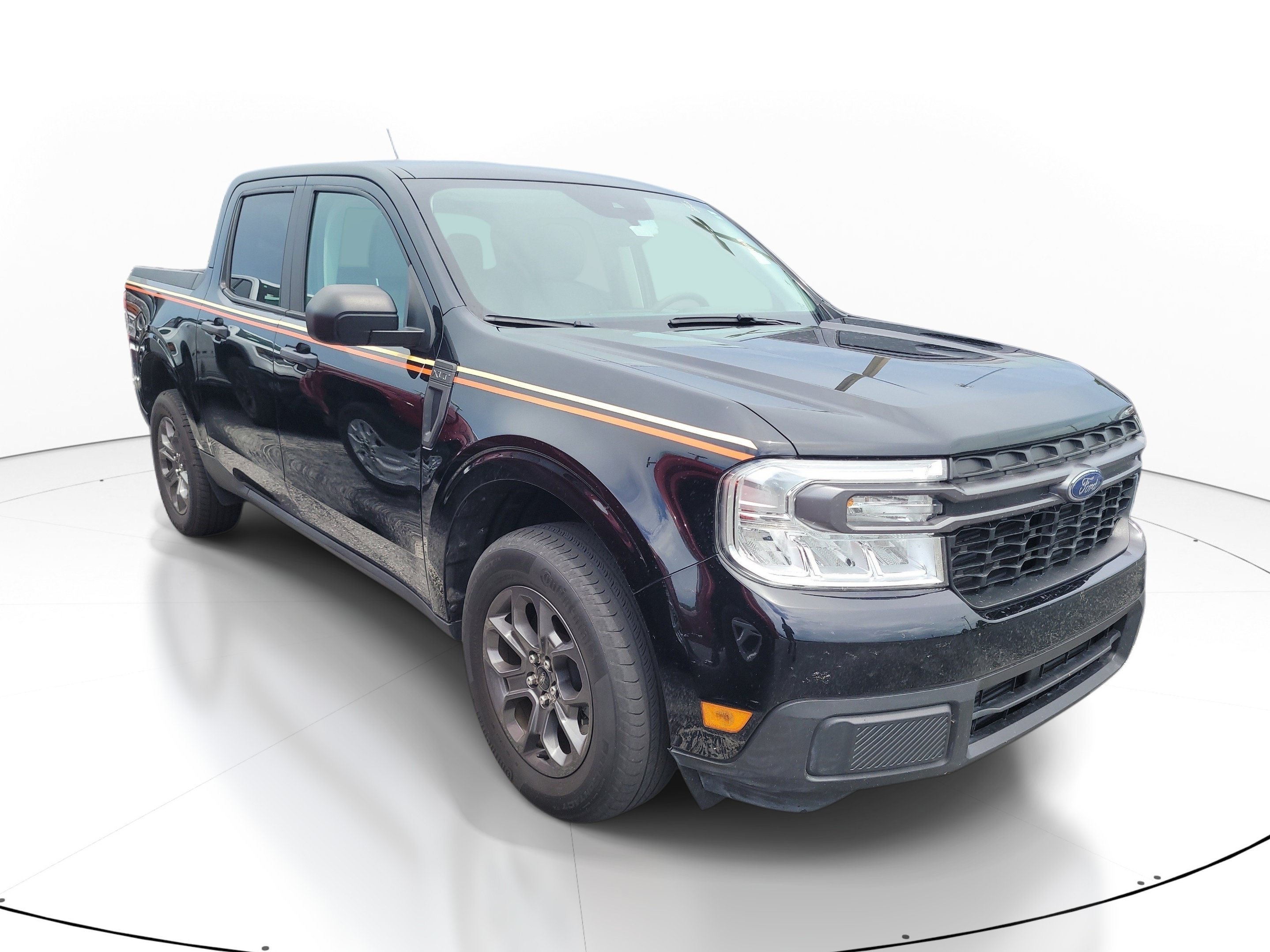 Used 2024 Shadow Black Ford XLT image 1
