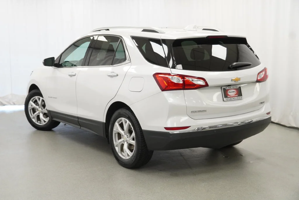 Used 2018 Beige Chevrolet Premier image 16