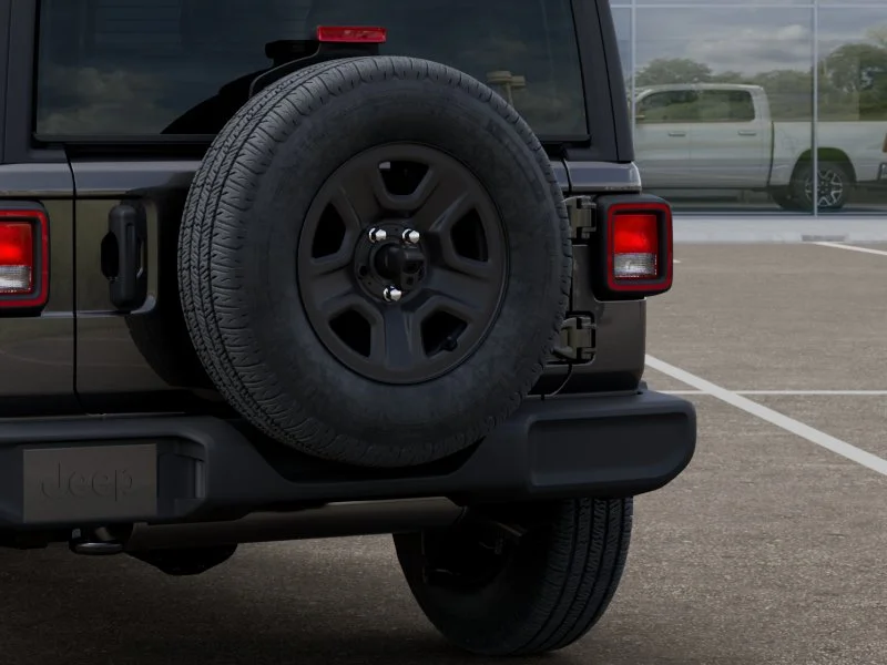 New 2026 Granite Crystal Metallic Clearcoat Jeep Sport image 40