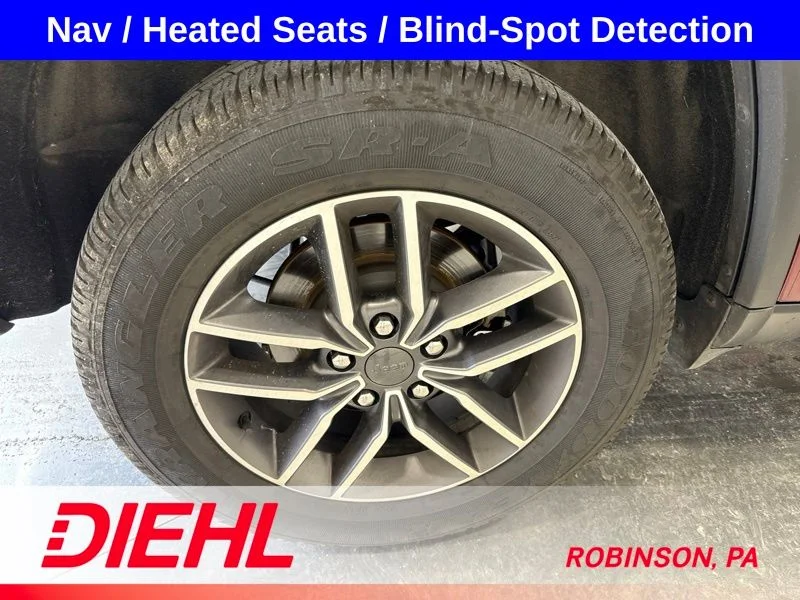 Used 2020 Red Jeep Limited image 8
