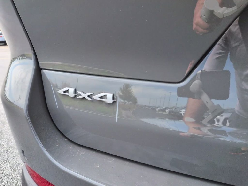 New 2027 Gray Jeep Laredo image 8