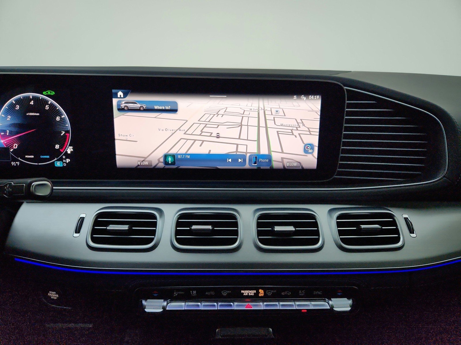 Certified Used 2025 Obsidian Black Metallic Mercedes-Benz AMG® GLS 63 image 29