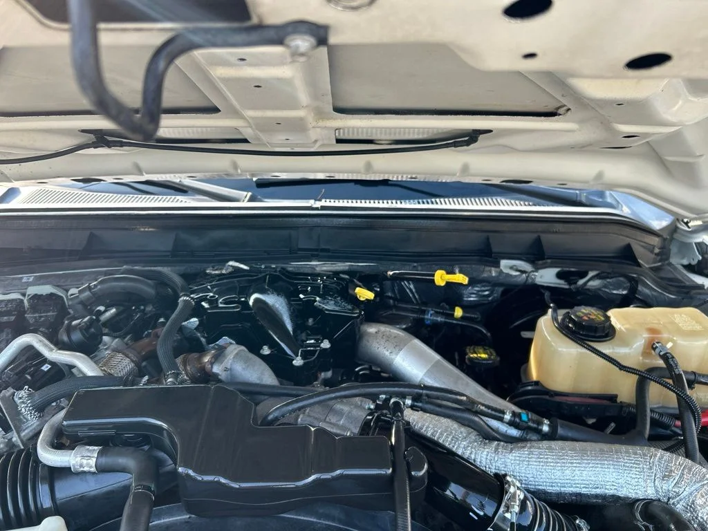 Used 2015 White Ford Lariat image 28