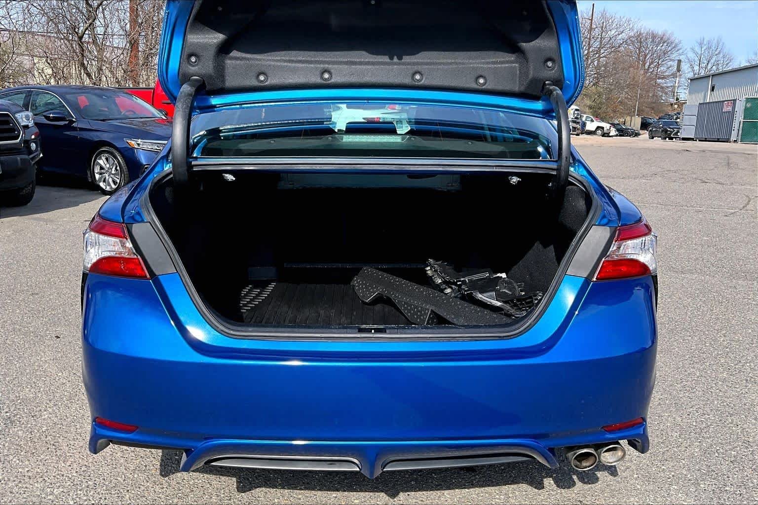 Used 2020 Blue Streak Metallic Toyota SE image 30
