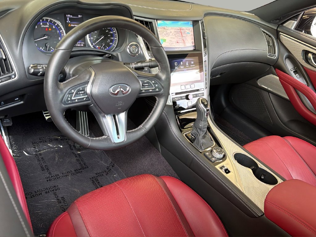 Used 2018 Black INFINITI Red Sport 400 image 13
