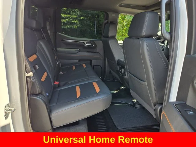 Used 2026 White GMC AT4 image 21