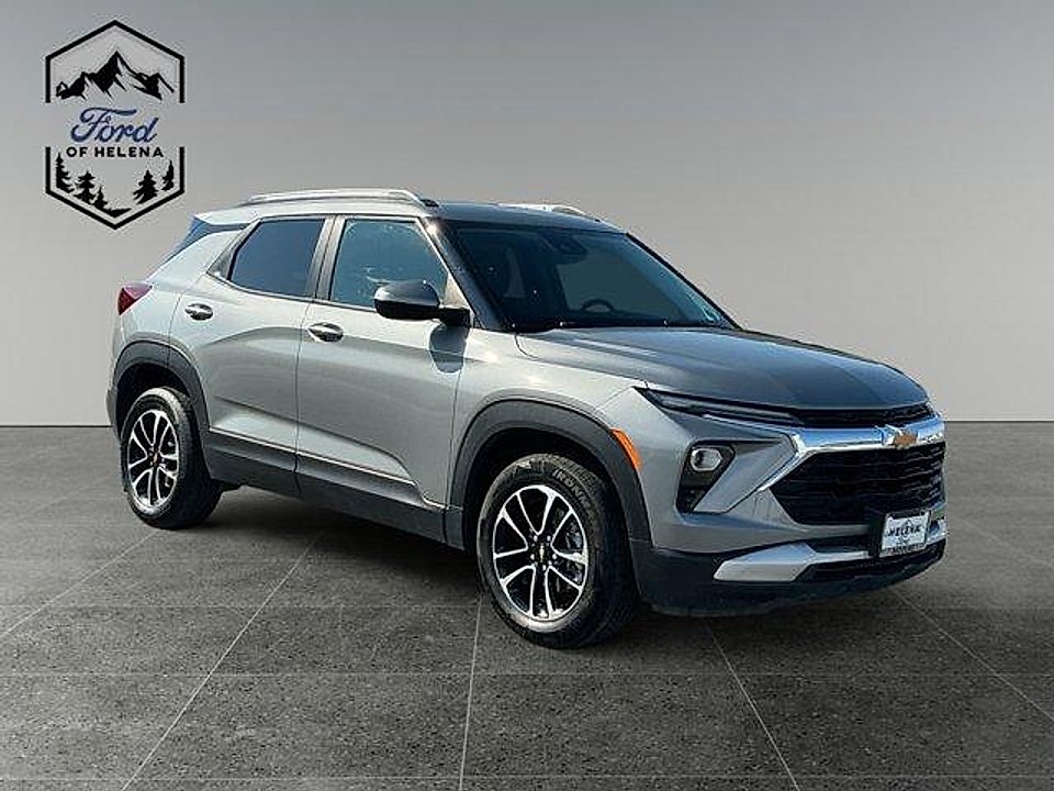 Used 2025 Sterling Gray Metallic Chevrolet AWD LT image 7